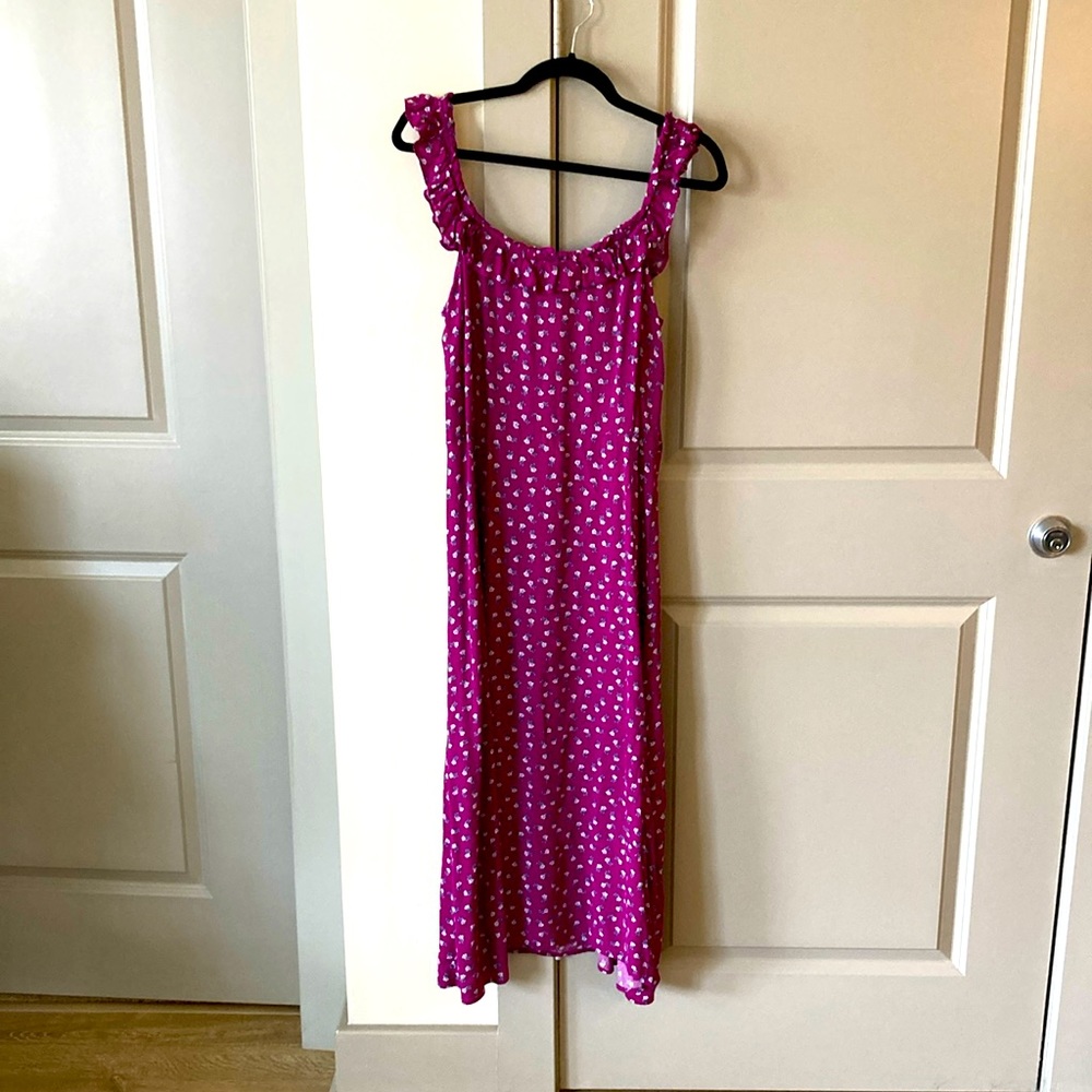 Purple Loft Dress with little white flowers Size 14